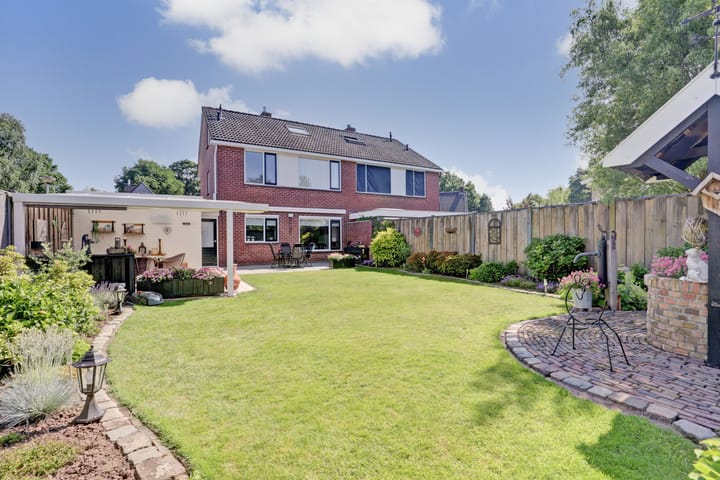 Foto 27 van Europa-ring 205