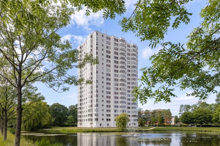 Foto 1 van Prins Clausplein 17