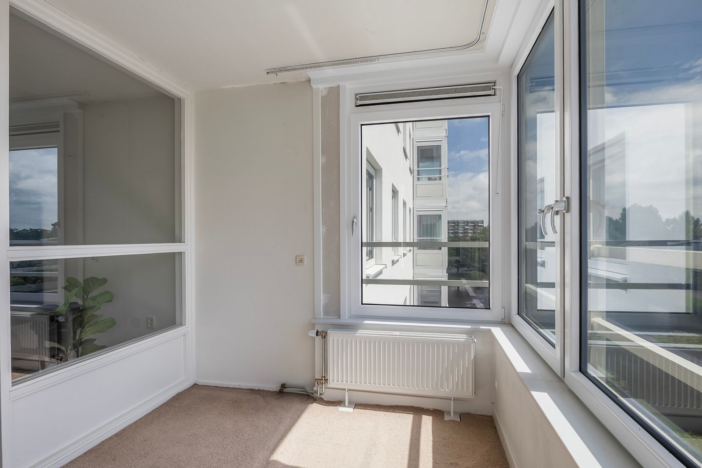 Photo 25 of Prins Clausplein 17