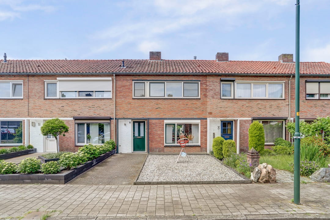 Foto 1 van Margrietlaan 8