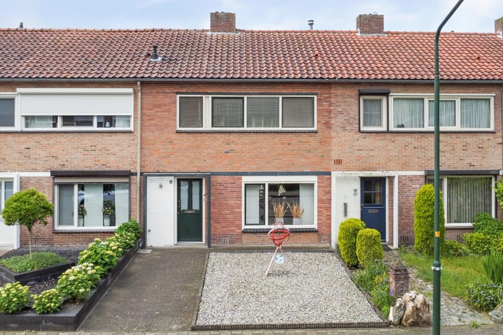 Foto 3 van Margrietlaan 8