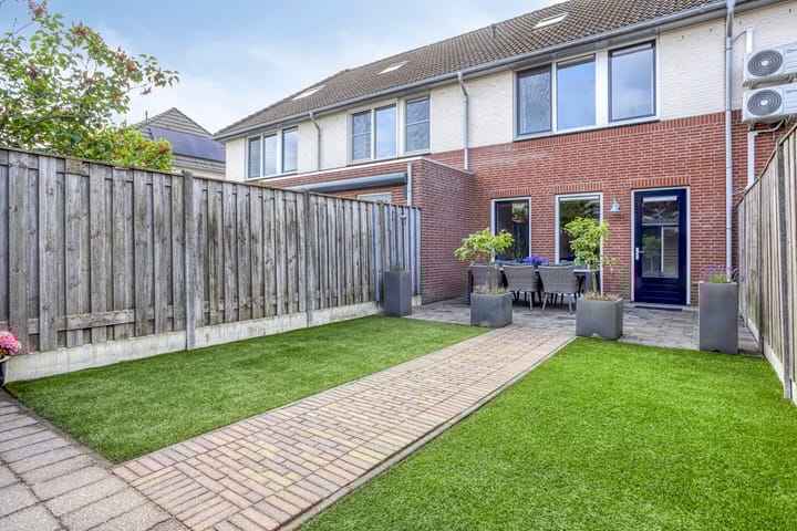 Foto 21 van Donkervoortseloop 9