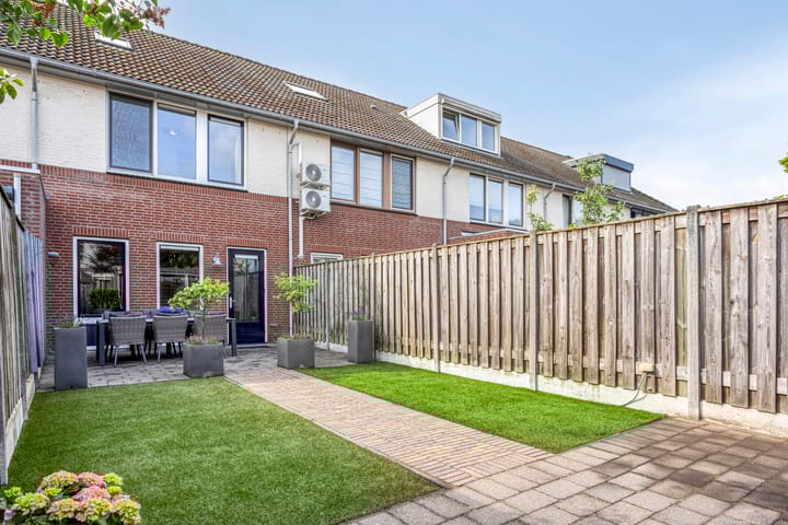 Foto 22 van Donkervoortseloop 9