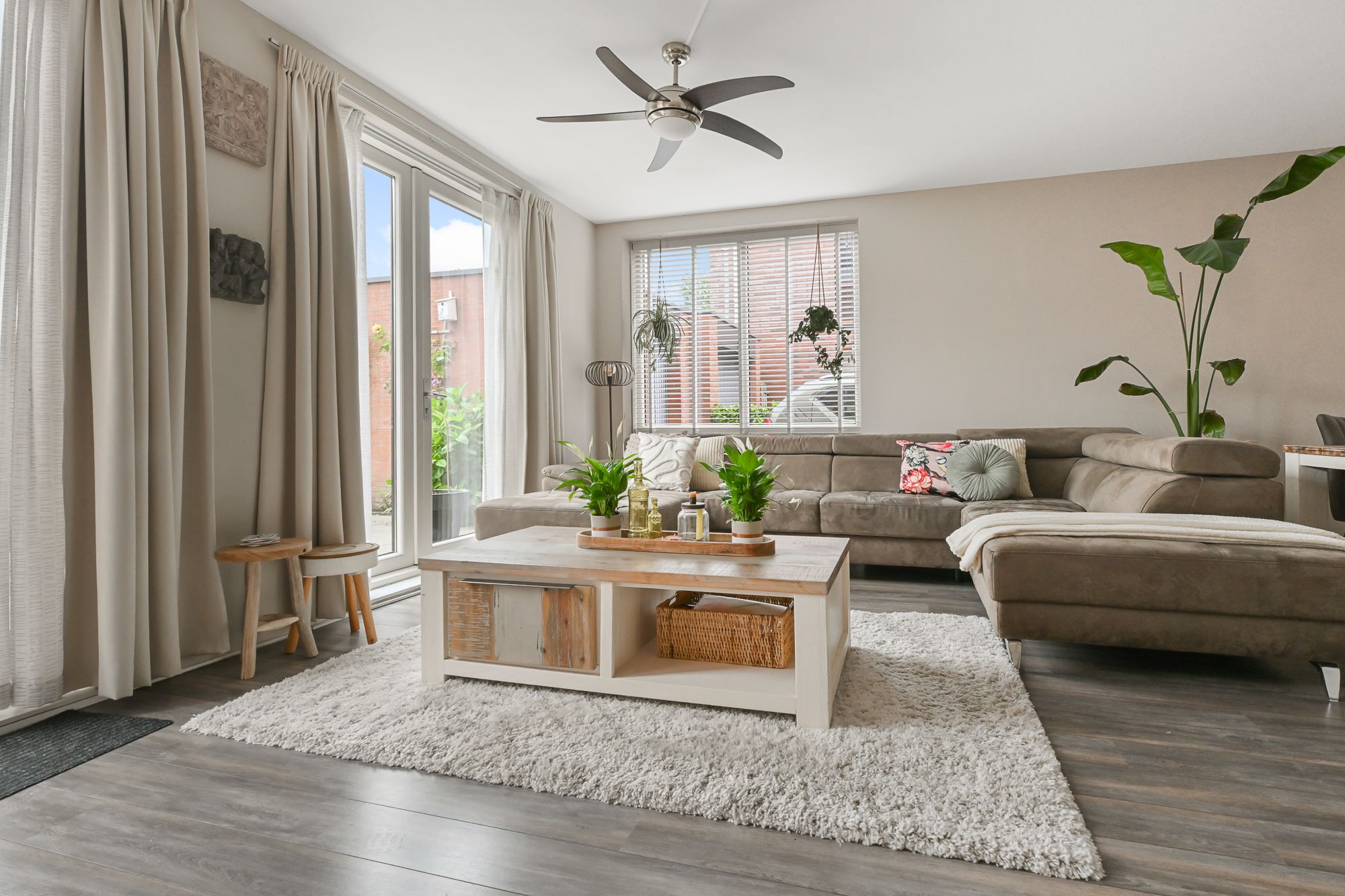 Photo 6 of Oosterwerf 25