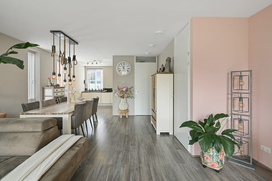 Photo 7 of Oosterwerf 25