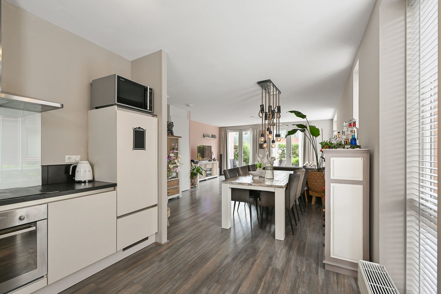 Photo 10 of Oosterwerf 25