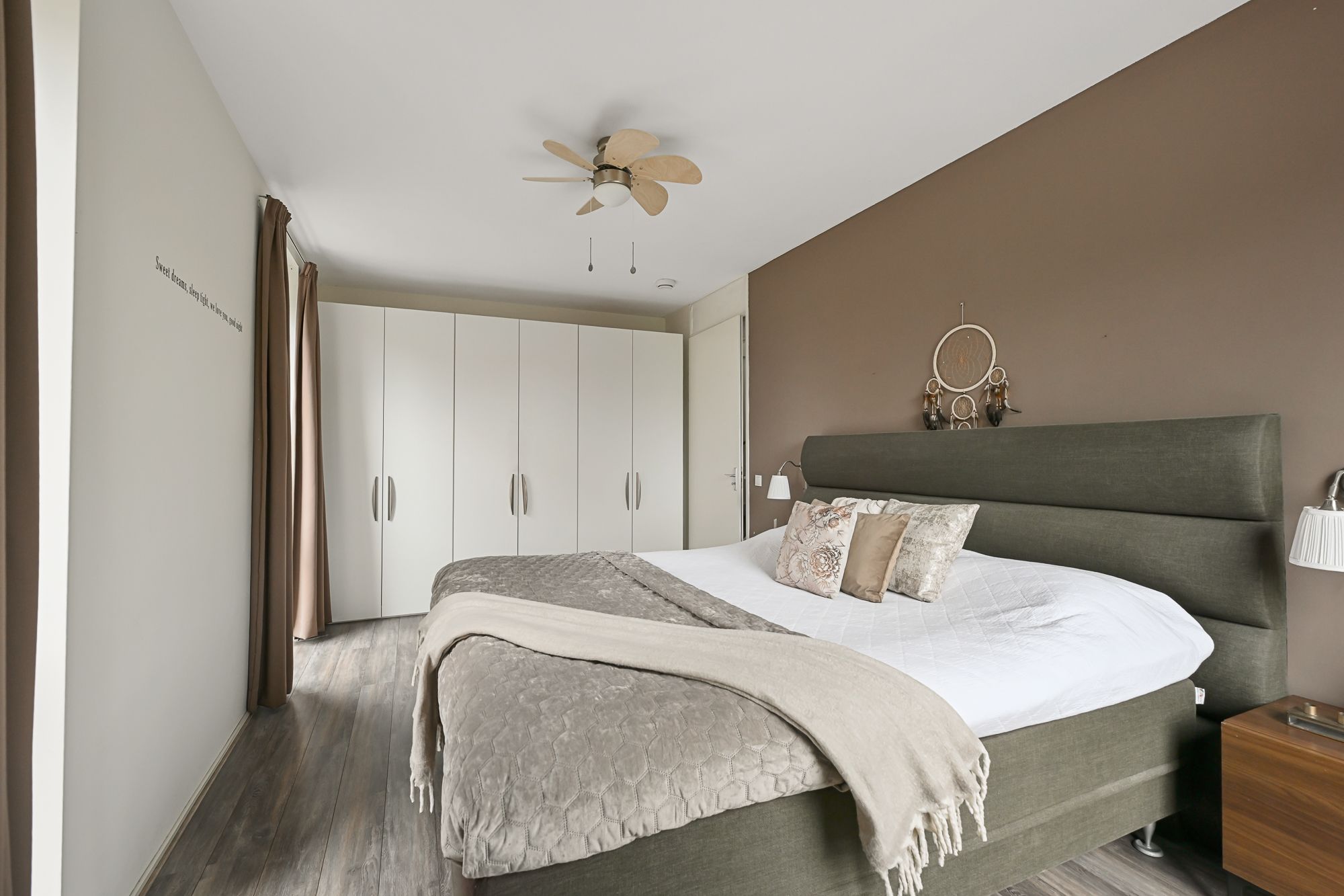 Photo 12 of Oosterwerf 25