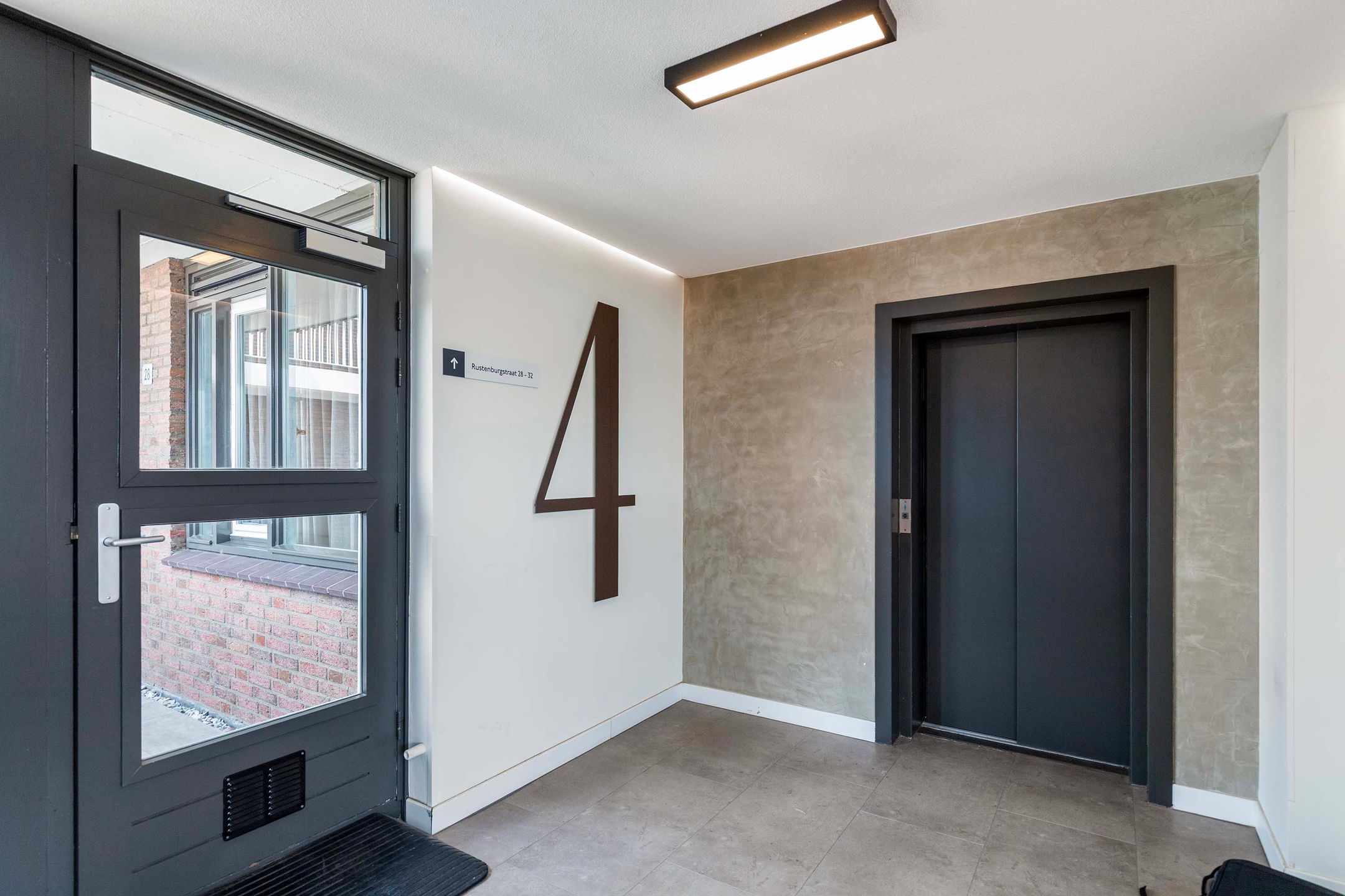 Foto 18 van Helfrichstraat 37