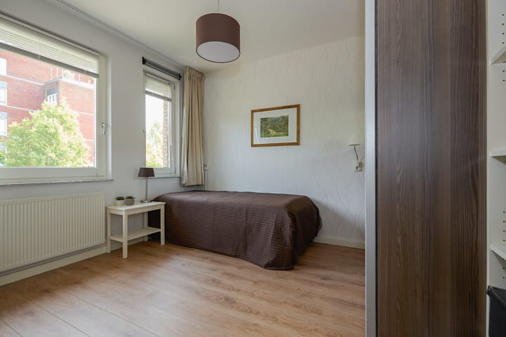 Photo 34 of Acropolis 83