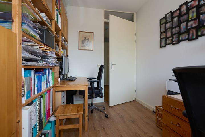 Photo 38 of Acropolis 83