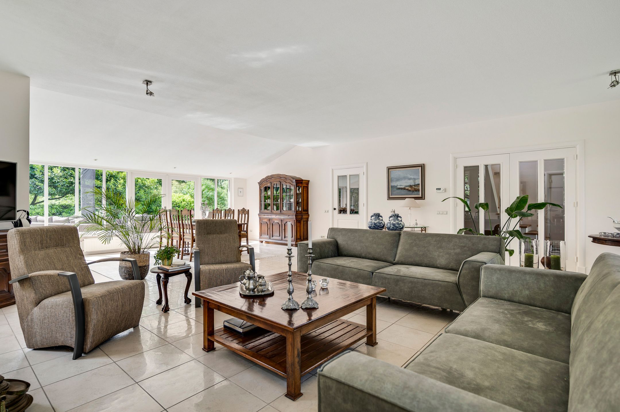 Foto 12 van Bergsheisteeg 1