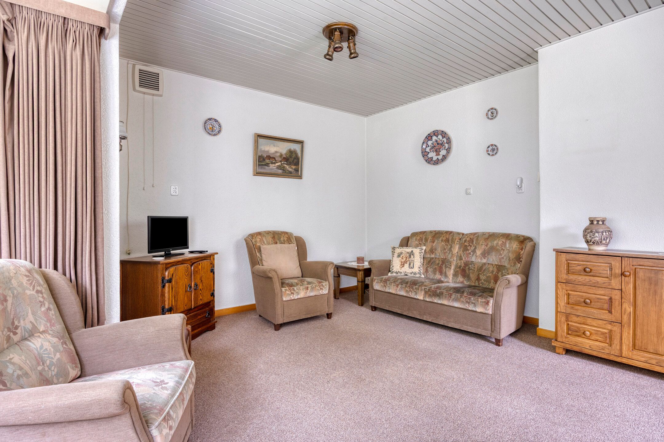 Foto 12 van Burgemeester Lewe van Aduardplein 1