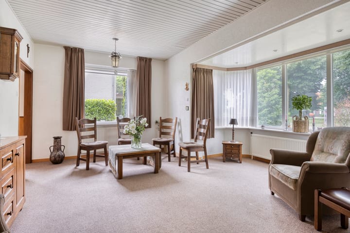 Foto 13 van Burgemeester Lewe van Aduardplein 1