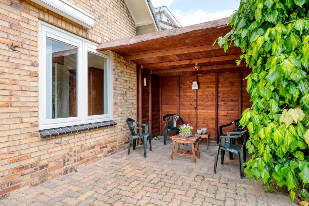 Foto 28 van Burgemeester Lewe van Aduardplein 1