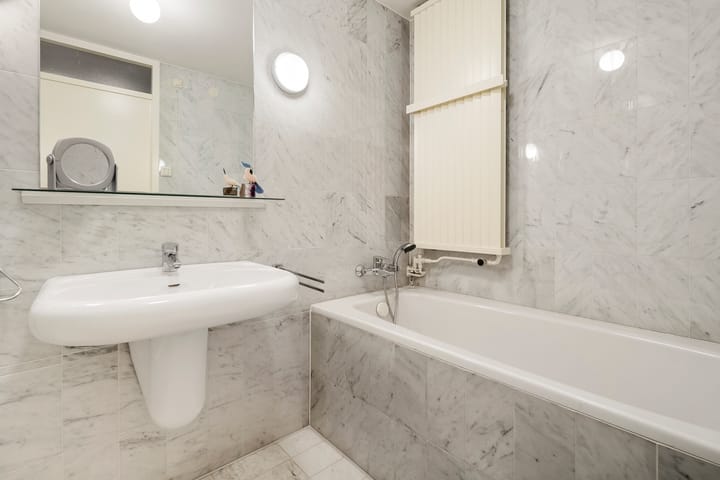 Photo 21 of Stadhouderskade 17-F