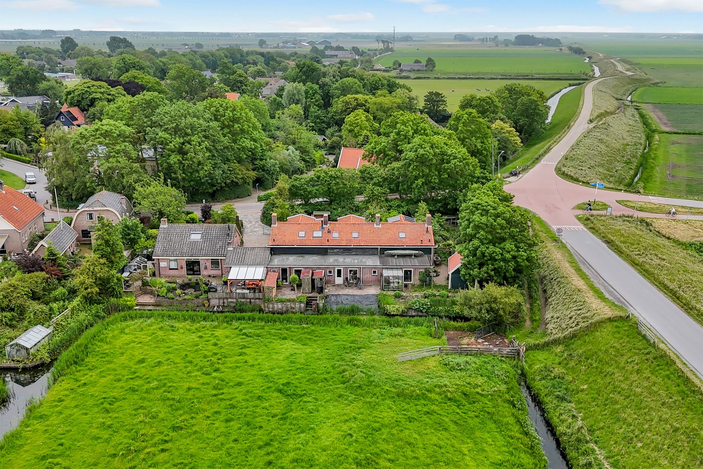 Foto 4 van Hoge Buurt 2-B