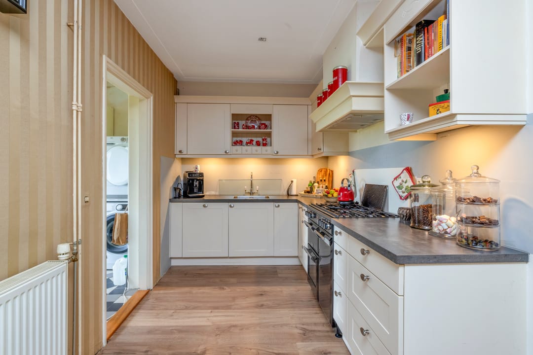 Foto 13 van Hoge Buurt 2-B