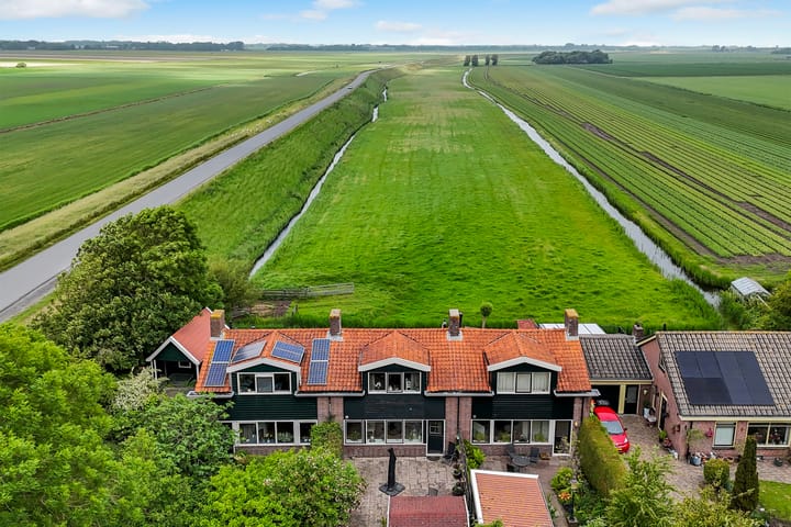 Foto 25 van Hoge Buurt 2-B