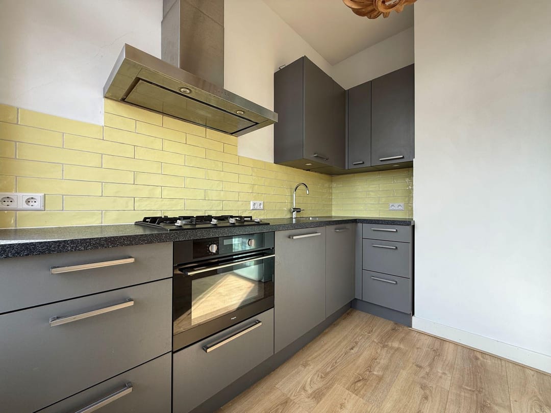 Foto 2 van Van Beverningkstraat 203