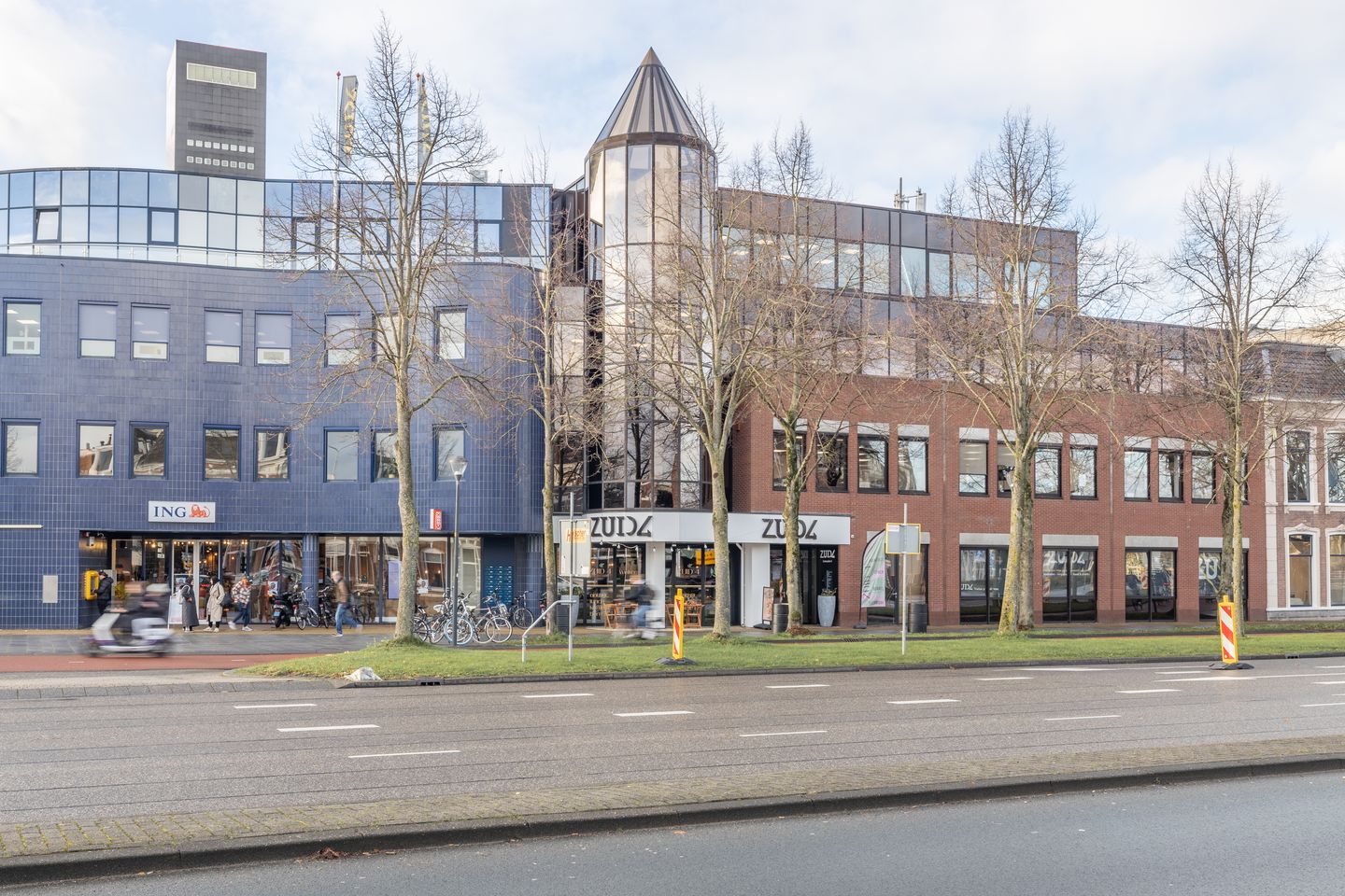 View photo 1 of Zuiderplein 4