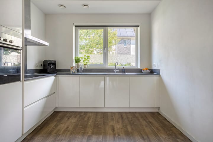 Foto 17 van Bakerstraat 27