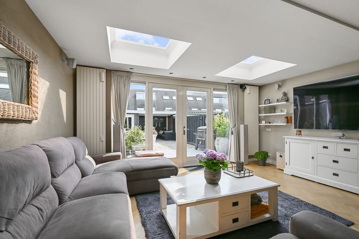 Foto 4 van Helmkruid 3