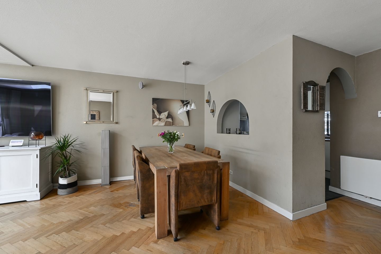 Photo 5 of Helmkruid 3