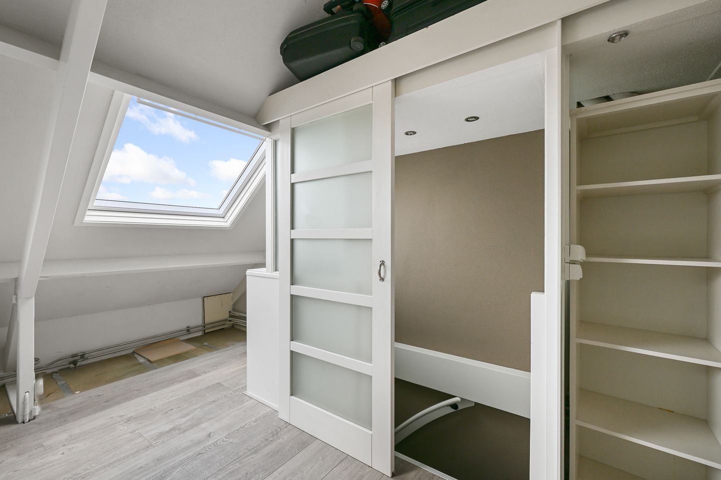 Photo 29 of Helmkruid 3