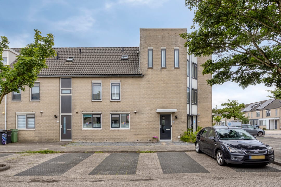 Foto 1 van Clara Visserstraat 124