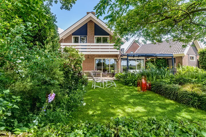 Foto 30 van Nieuwenhuisstraat 62