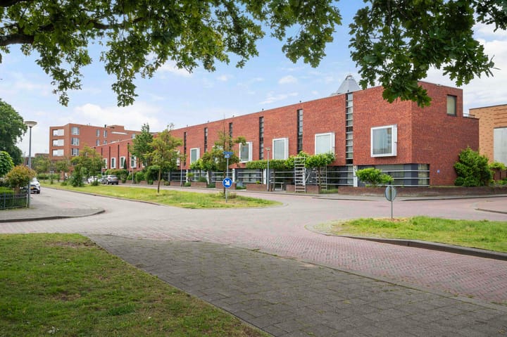 Foto 37 van Halstraat 48