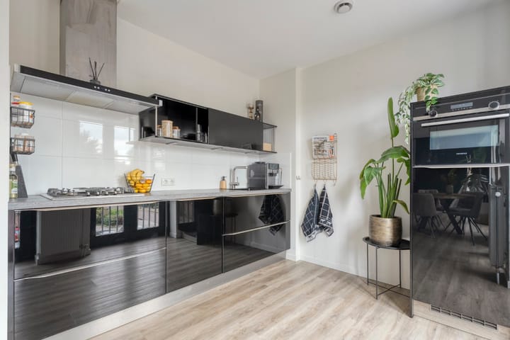 Foto 18 van Varsenerstraat 20-A