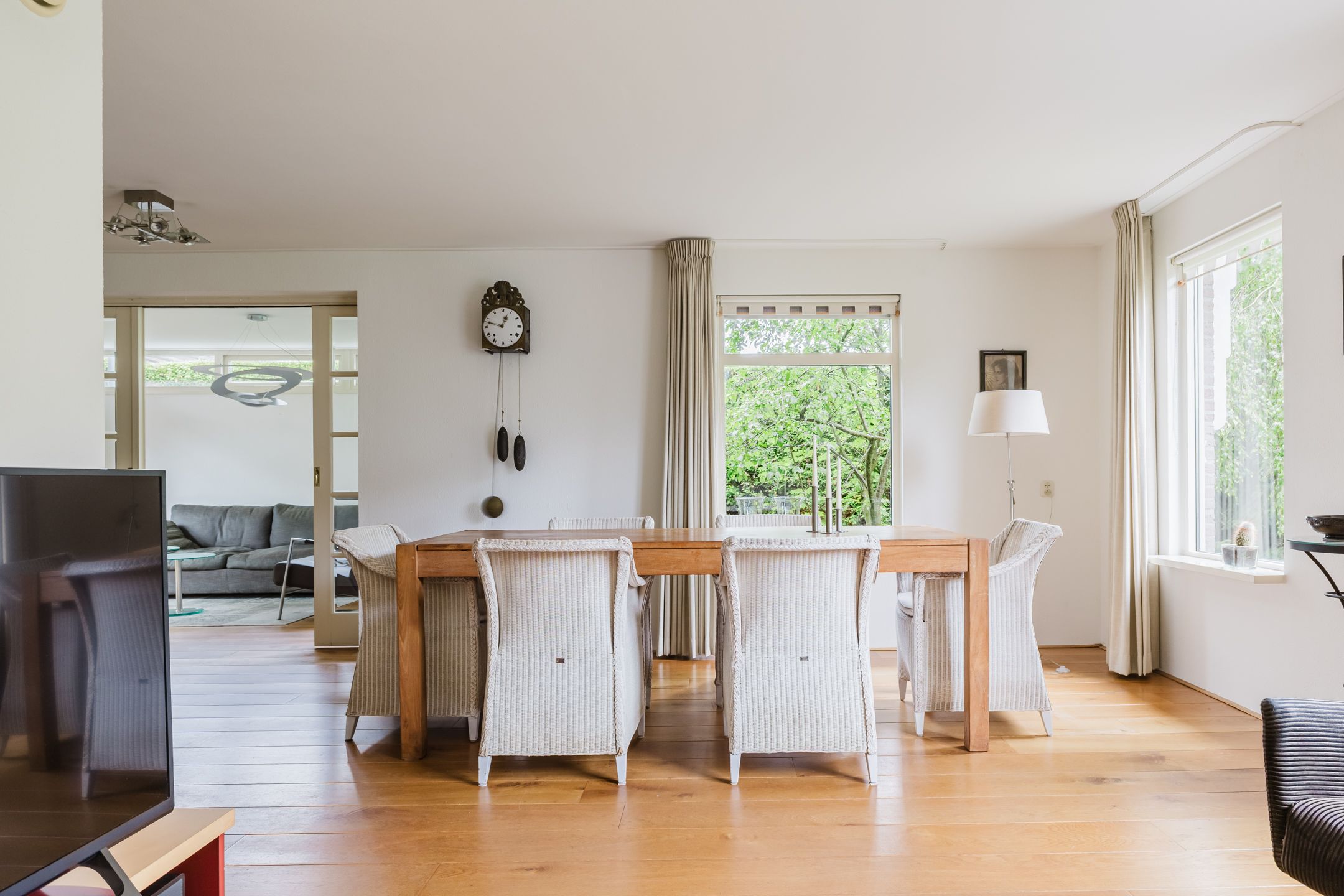 Foto 30 van Utgong 18