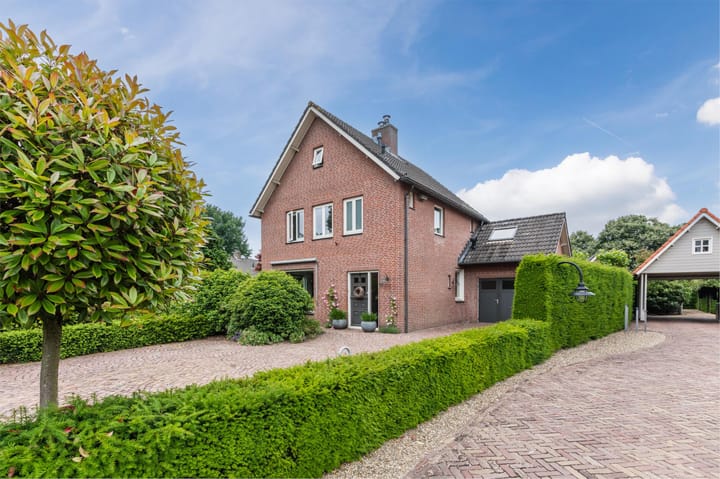 Foto 3 van Schutsboomstraat 10