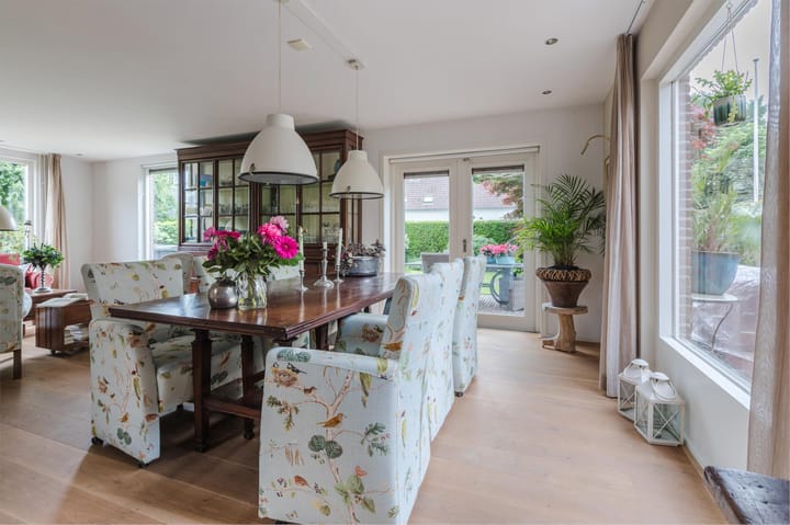 Foto 15 van Schutsboomstraat 10