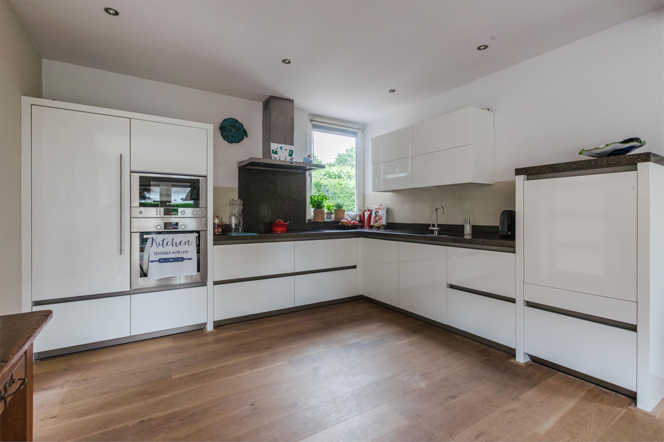 Foto 18 van Schutsboomstraat 10