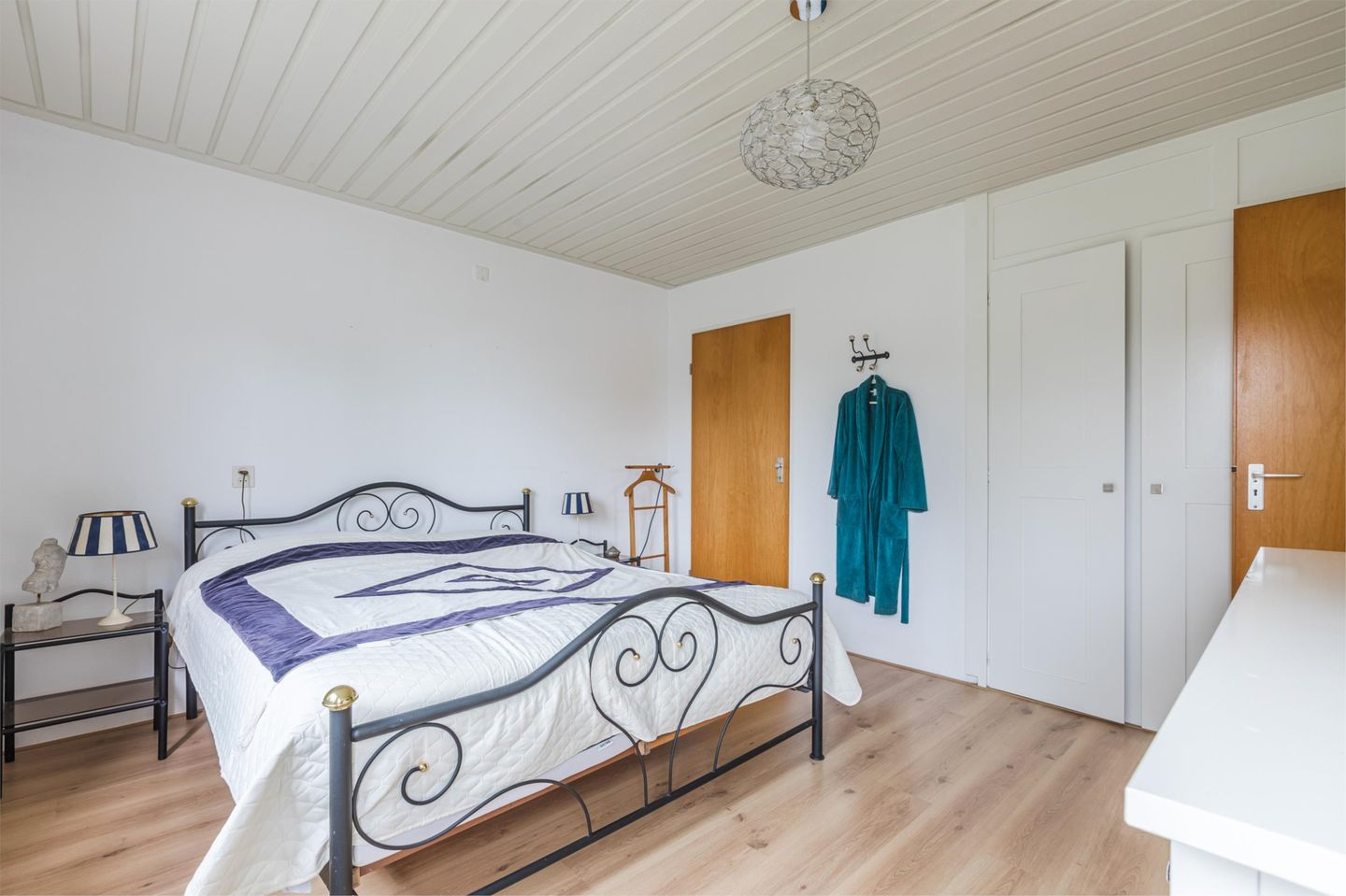 Foto 35 van Schutsboomstraat 10