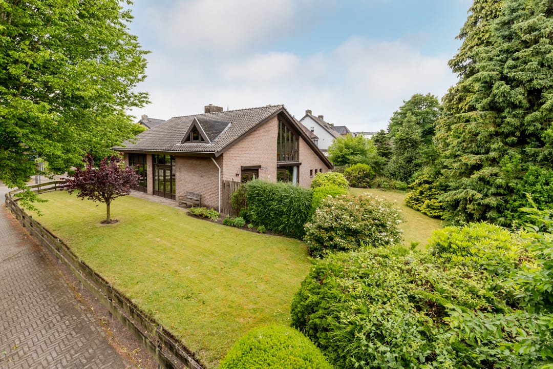 Foto 2 van Bloeymanstraat 2