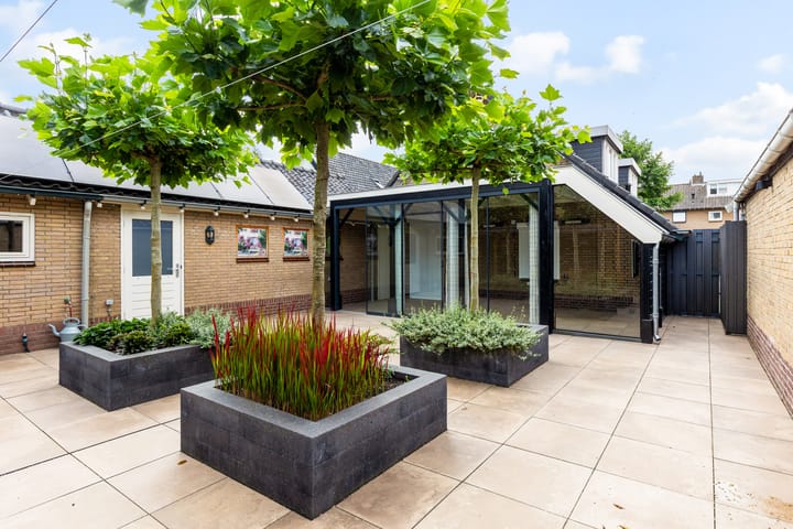 Foto 33 van Frans van Mierisstraat 56