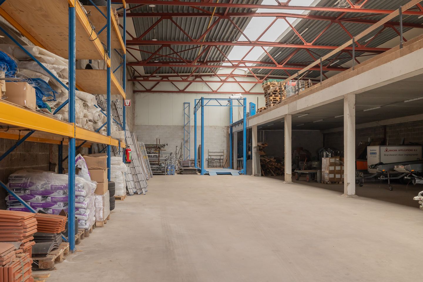 View photo 3 of Industrieweg 34-A