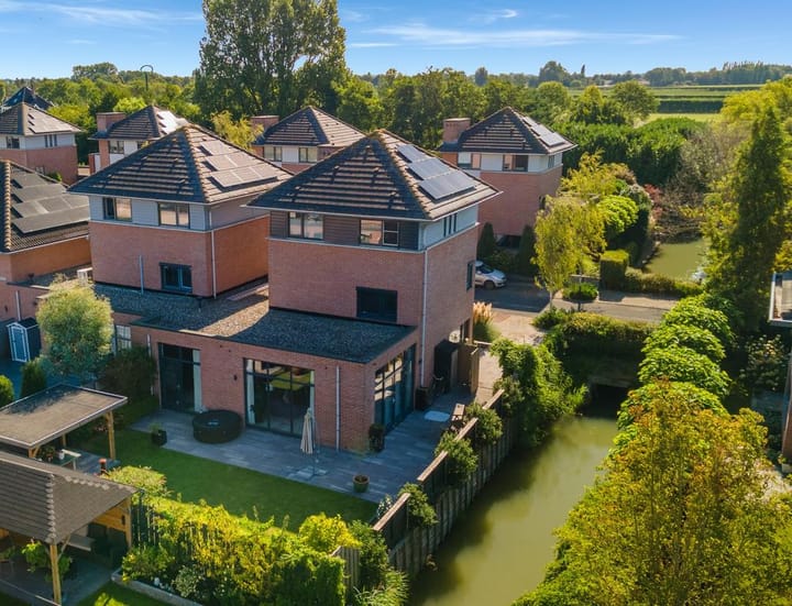 Foto 1 van John Raedeckerhof 128