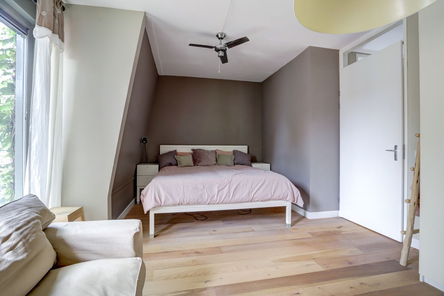 Foto 19 van Schulk 1