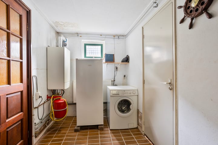 Photo 8 of W A Nijenhuisweg 55