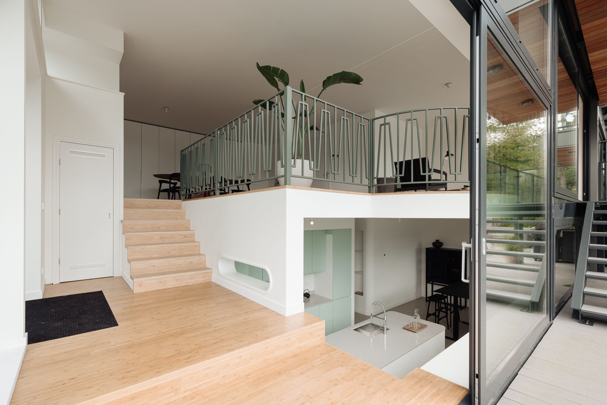 Photo 6 of Nieuwendammerkade 28-D4