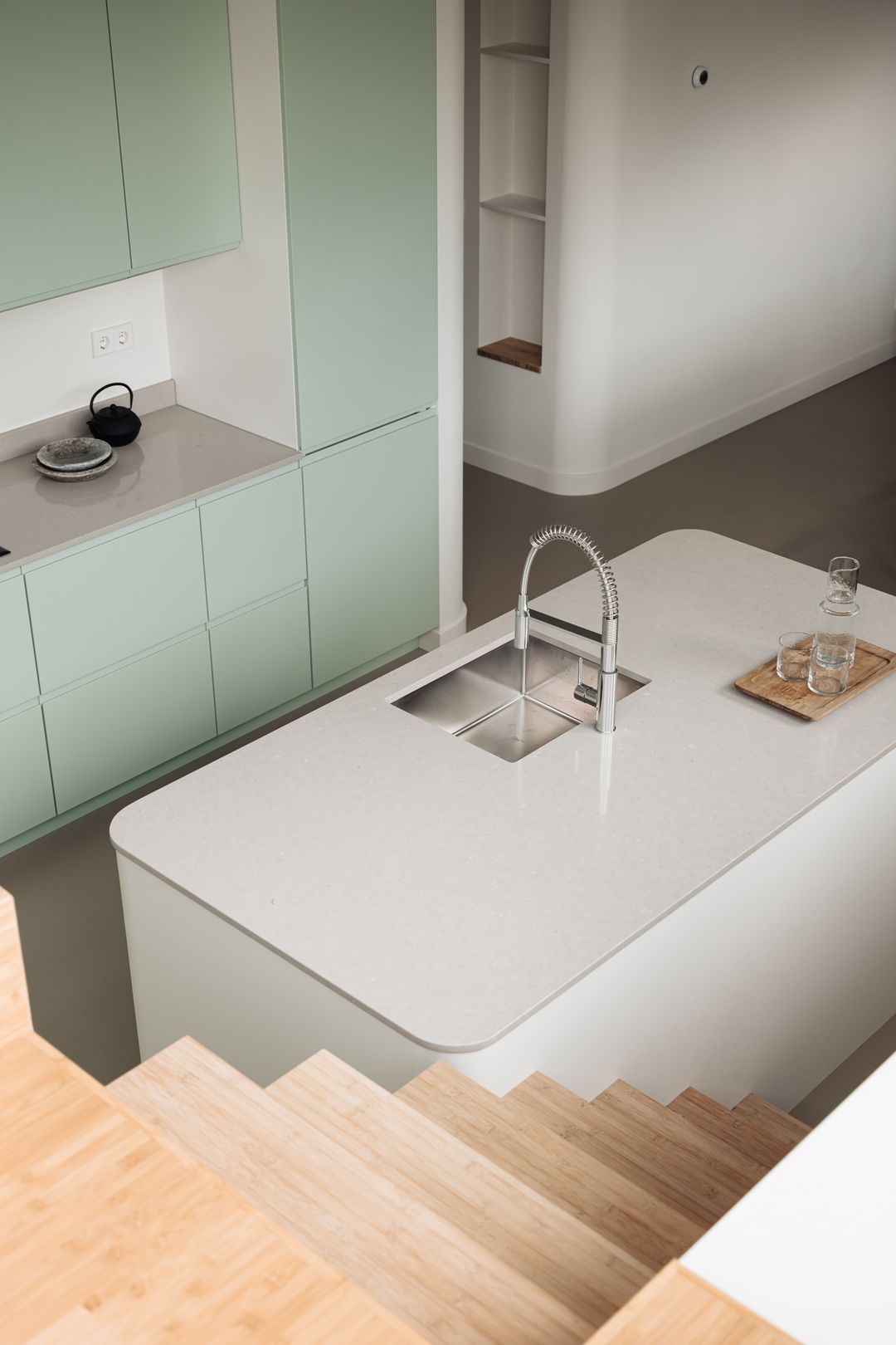 Photo 8 of Nieuwendammerkade 28-D4