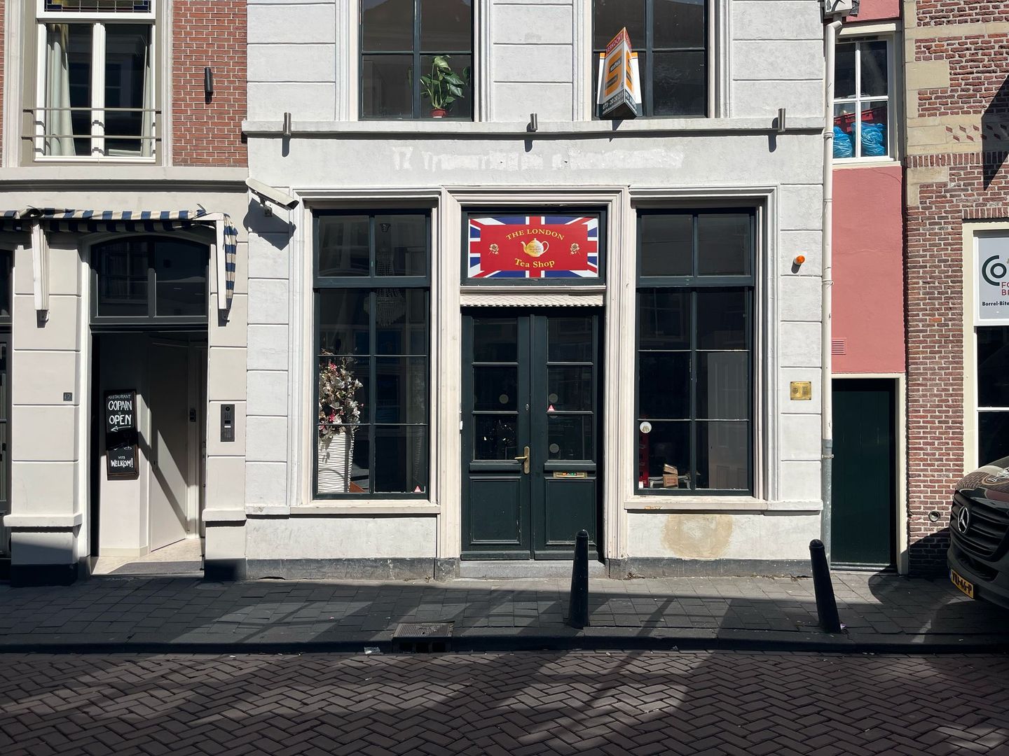 View photo 2 of Lange Putstraat 14