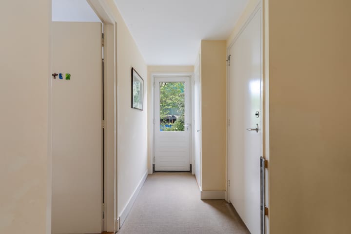 Foto 18 van Vijverweg 9