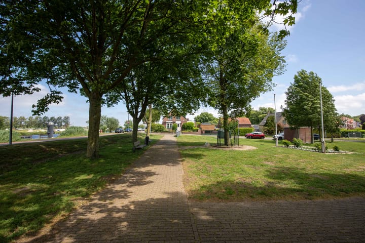 Foto 47 van Bennebroekerdijk 250