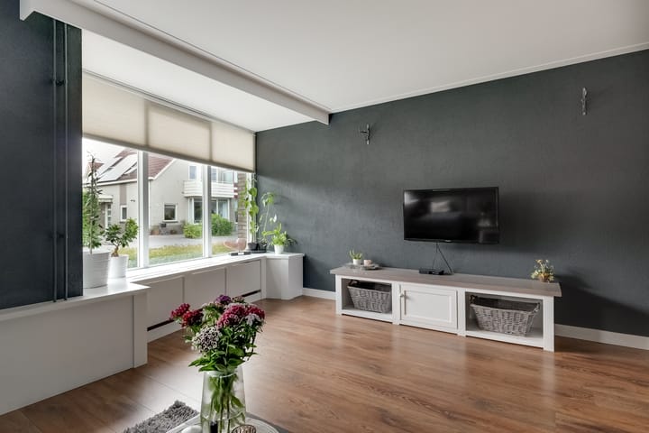 Photo 10 of Aurora 74