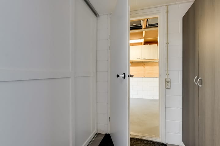 Photo 16 of Aurora 74